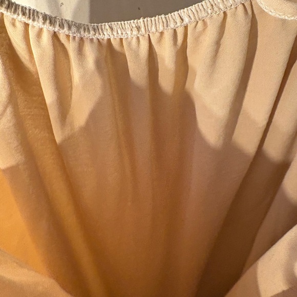 Cream Sleeveless Dress - Picture 11 of 12